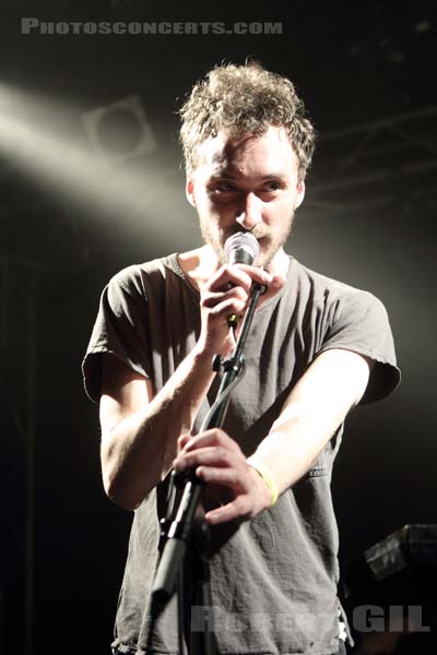 4 GUYS FROM THE FUTURE - 2011-11-16 - PARIS - Point Ephemere - 